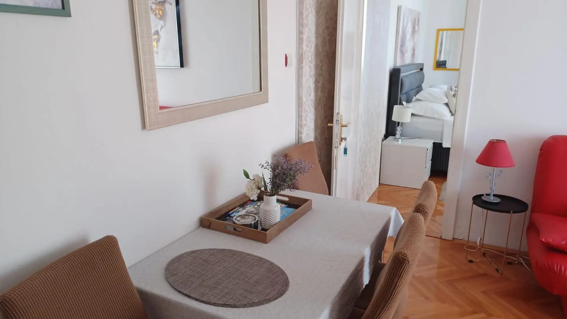 Apartments Radica Preko