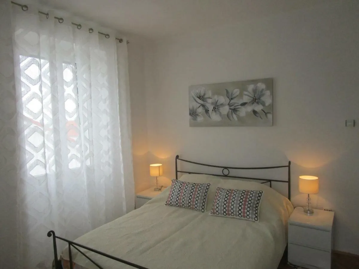 Apartments Radica Preko